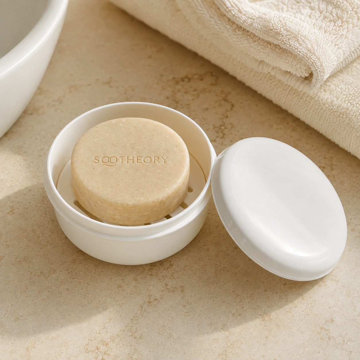 Round draining case holding a SOOTHEORY oatmeal dog shampoo bar